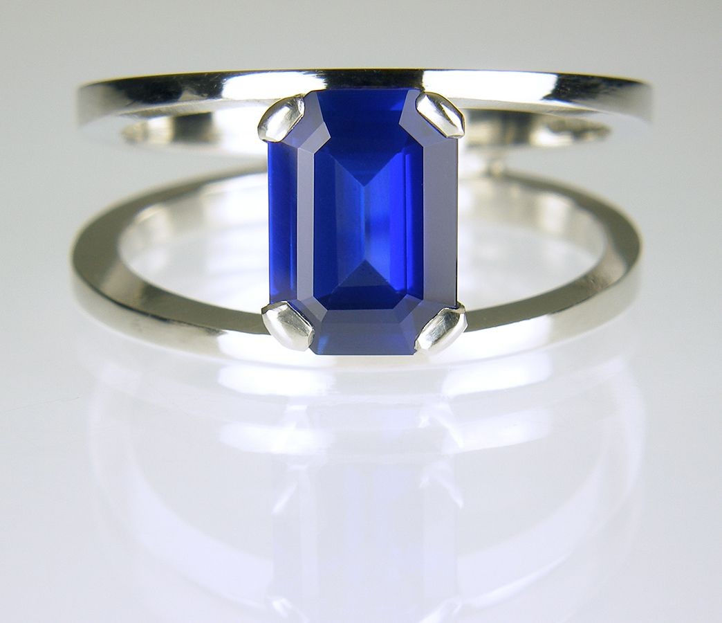 Sapphire Platinum Ring